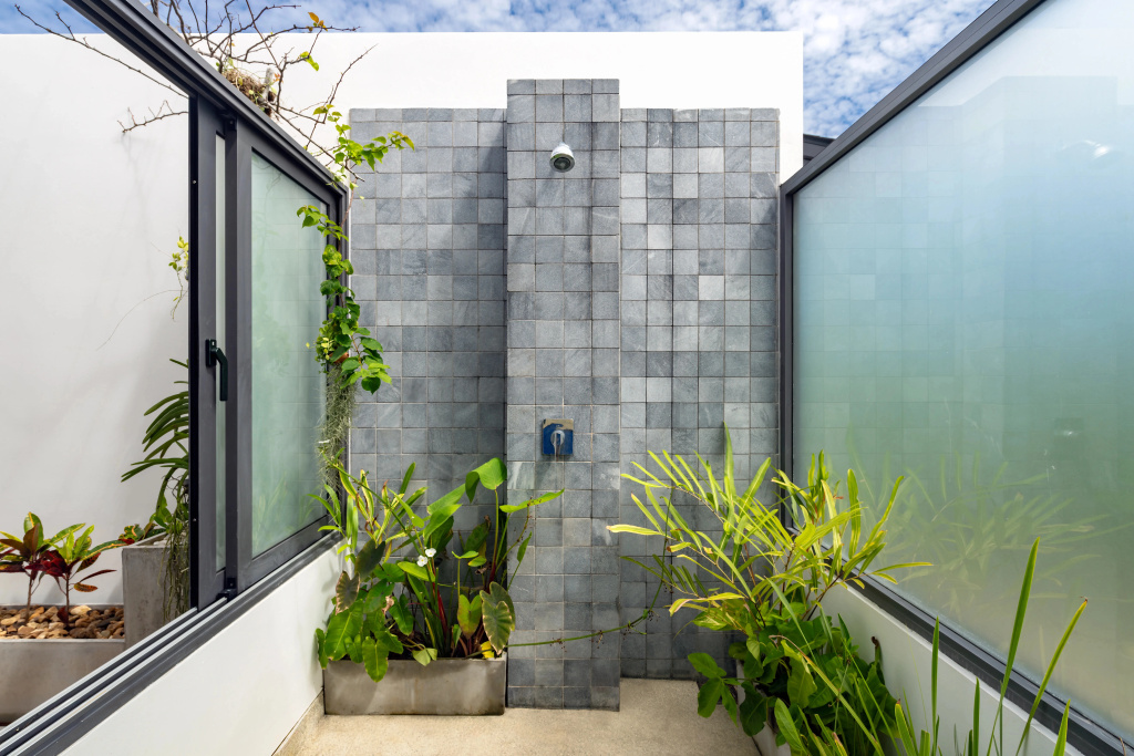 Twin Villas Natai - North & South Villa - Luxury Beach Front Villa - 6 Br Full Service