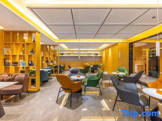 Taoyuan Crystal Hotel (Shambhala Cultural Square Branch