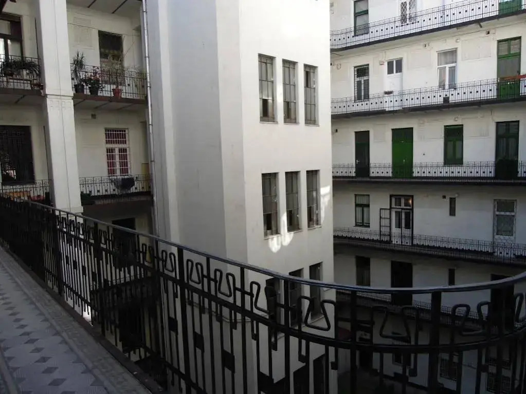 HoBar Hostel