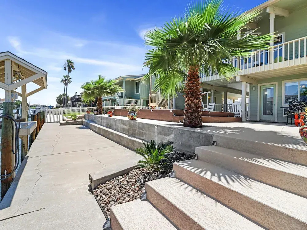 Bon Bini 4 Bedroom Home
