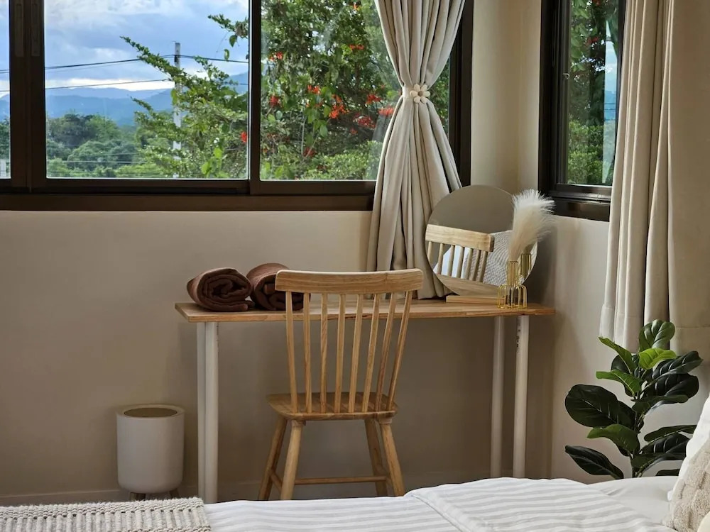 Charming Home Resort ชาร์มมิ่งโฮมรีสอร์ท สวนผึ้ง