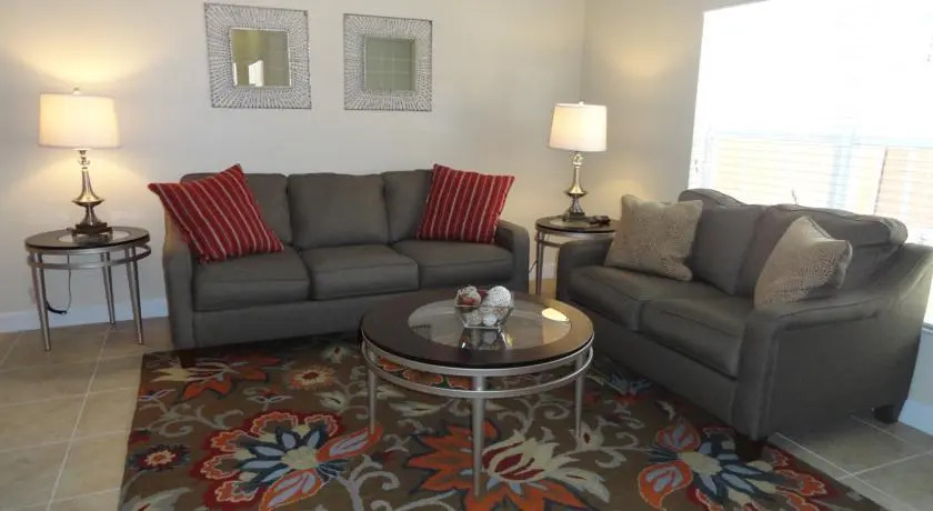 Perfect Townhouse by Flow America