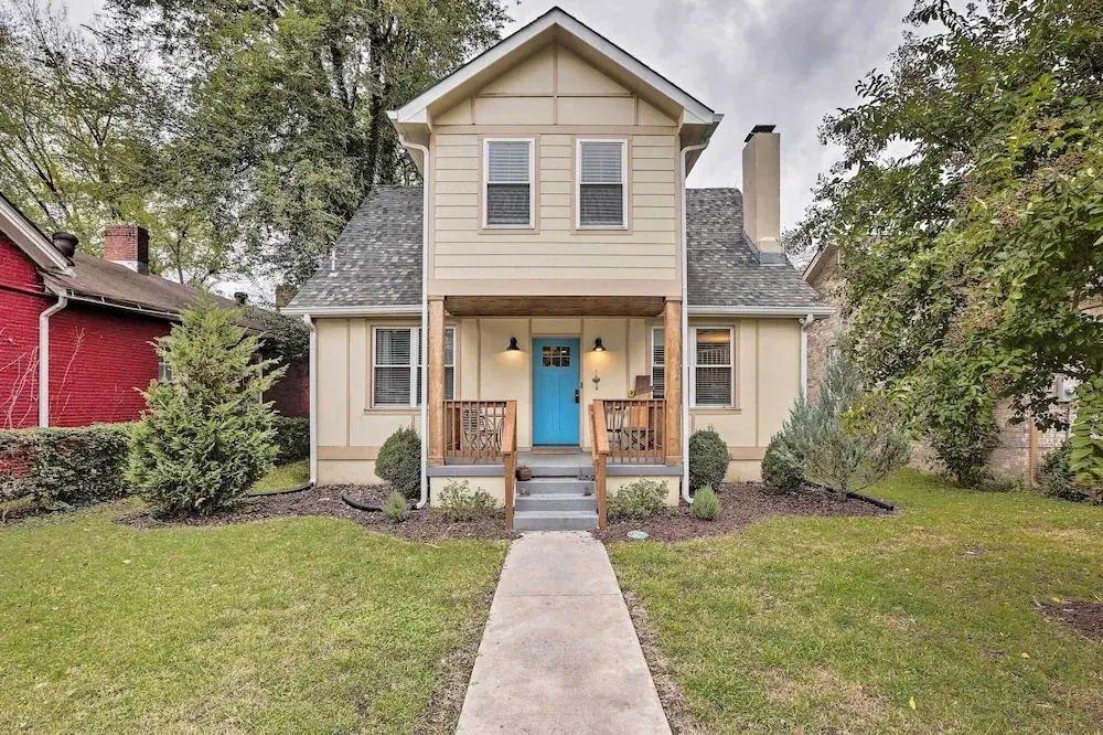 Nashville Home w/ Fire Pit & Yard, 3 Mi to Dwtn