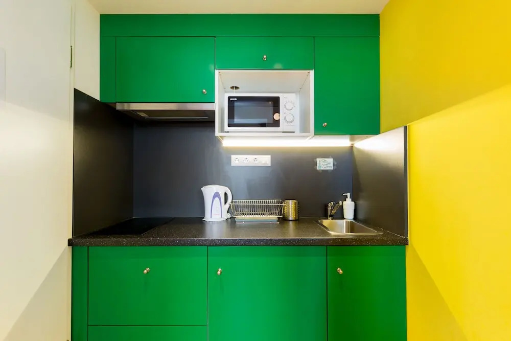 Dice Apartments