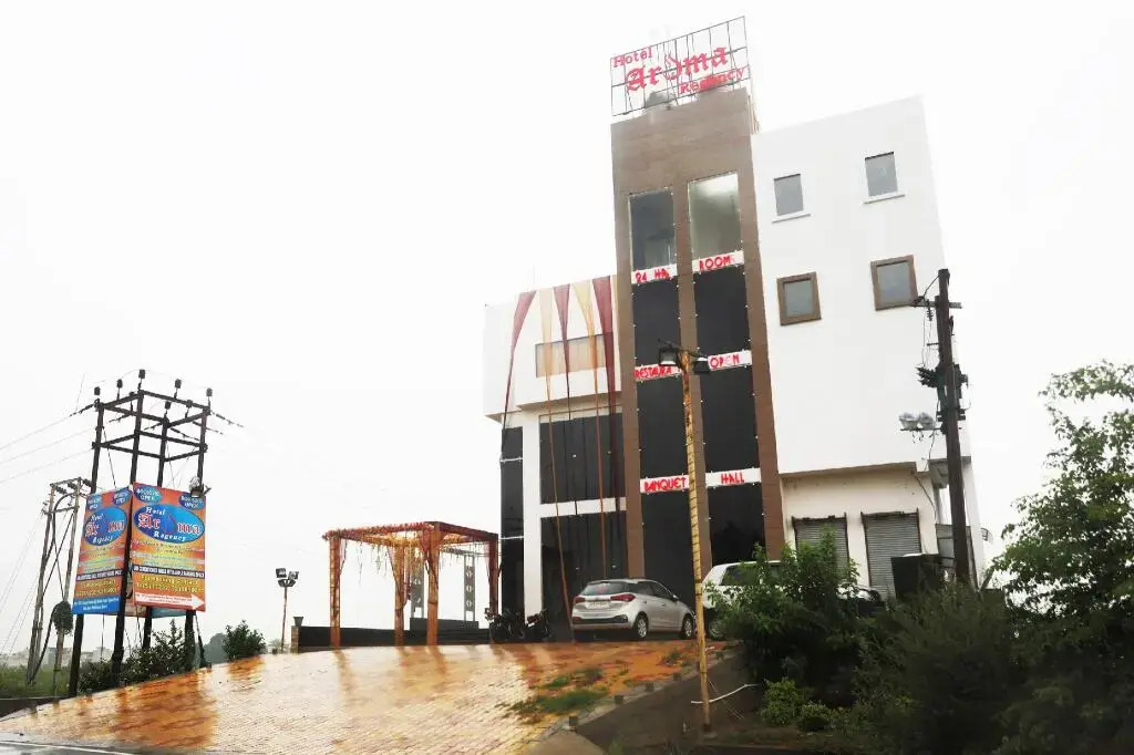 Hotel Aroma Regency