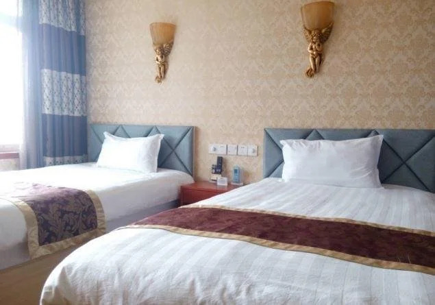 Yanling Hongtai Business Hotel