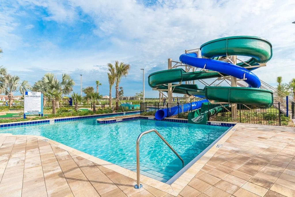 Storey Lake Resort 5 Bedroom Vacation Home with Pool
