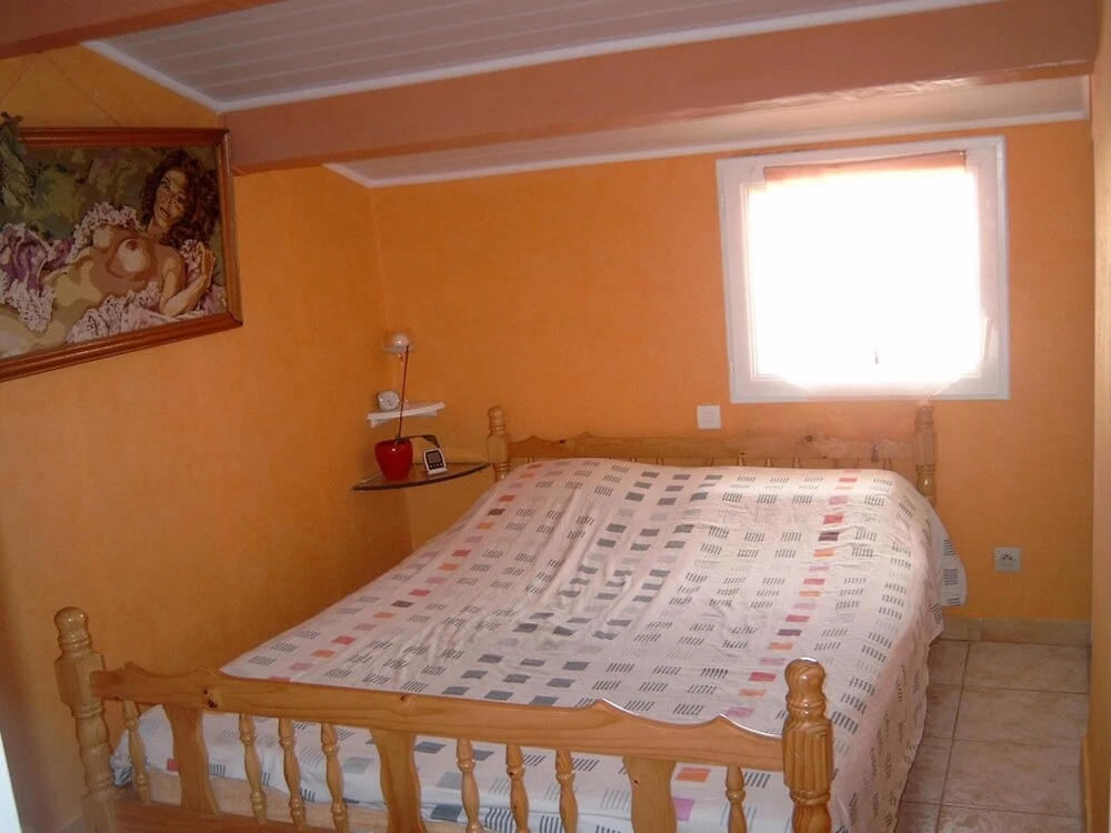 House With 2 Bedrooms in Leucate, With Enclosed Garden
