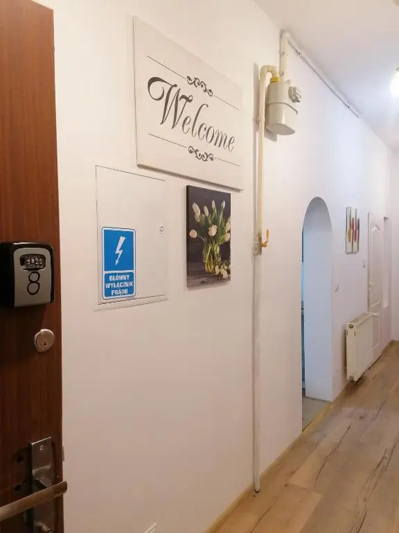 Hostel Tulip - Pokój 2 ze wspólną łazienką i kuchnią
