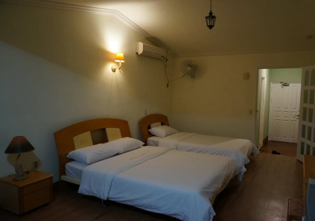 Park Beach Hotel
