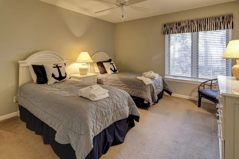 Heritage Villa 2221 by RedAwning