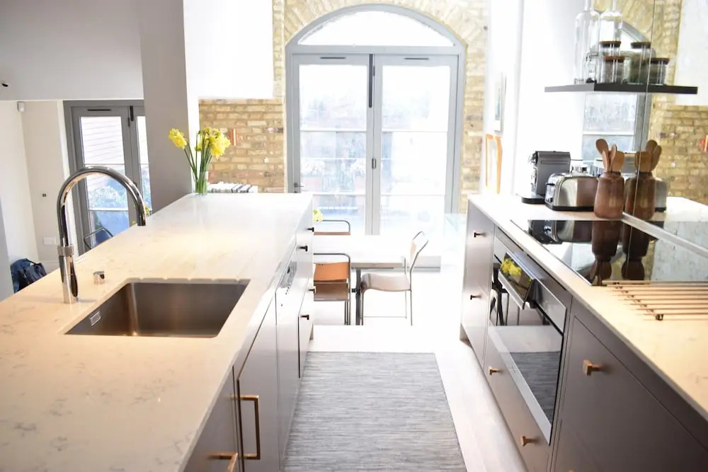 2 Bedroom Garden Flat By Kings Road