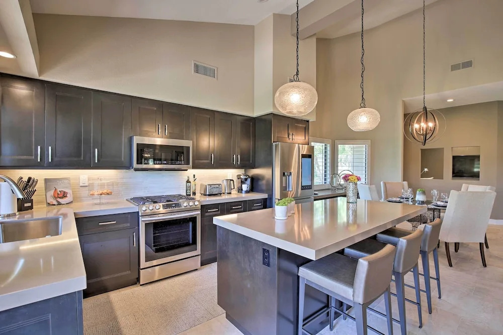 Luxury Remodeled Palm Desert Resort Condo!
