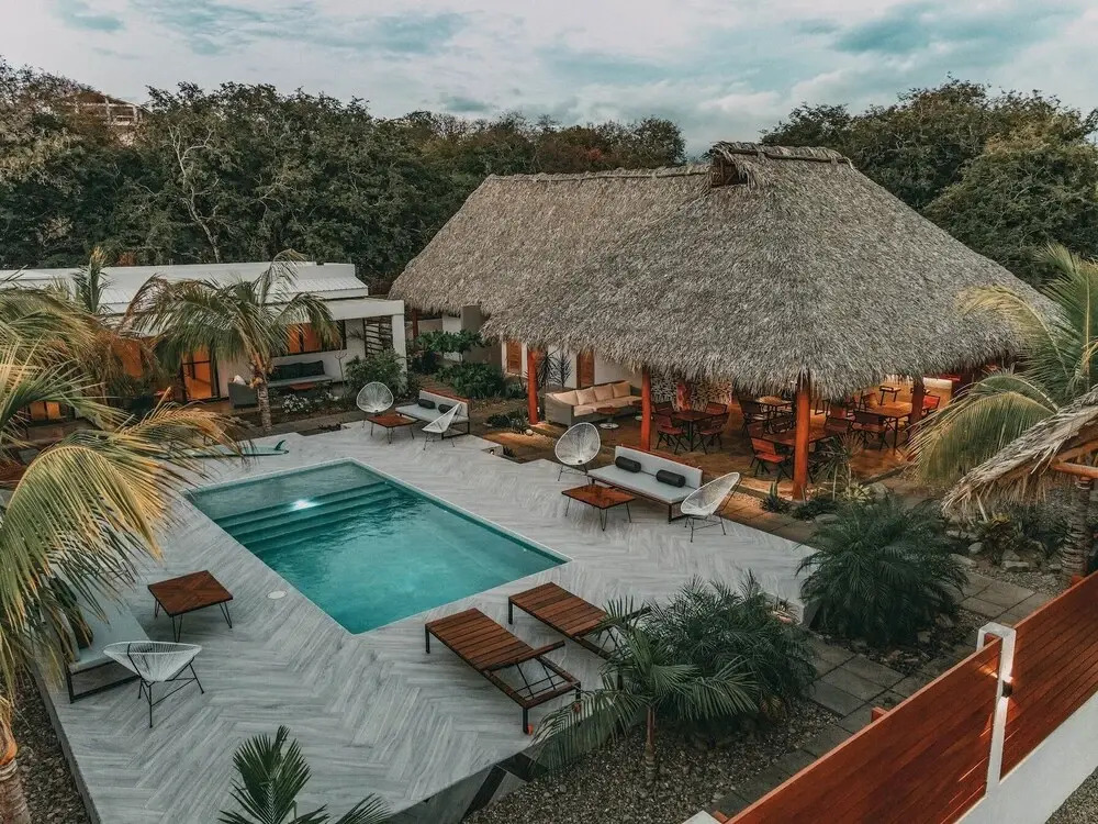 El Pez Surf Hotel