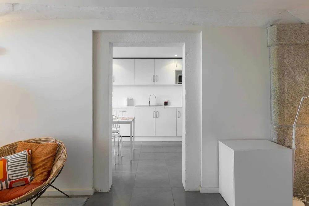 Oporto City Flats - Ayres Gouvea House
