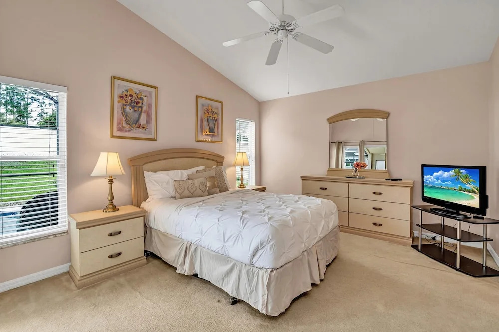 No Rear Neighbors, Near Disney Spacious Home With CDC Standards #3hr836