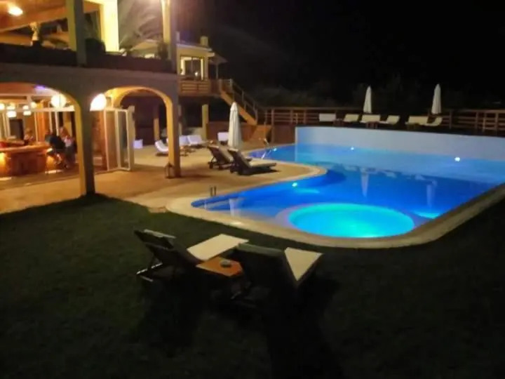 Hawaii Accommodation Pelekas