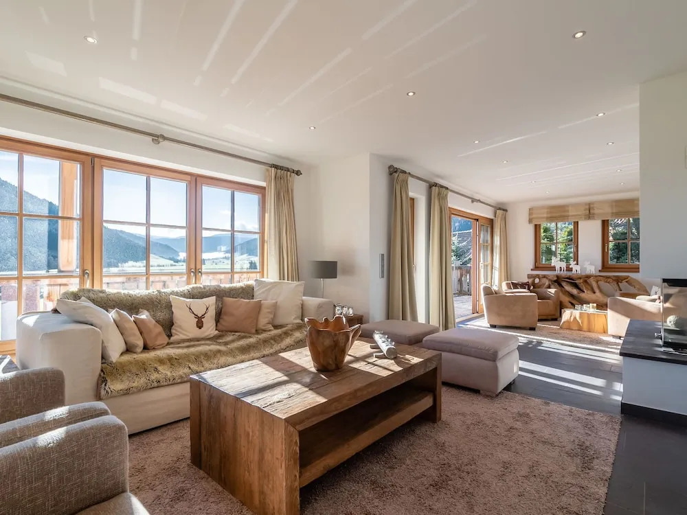 Upscale Chalet In Mauterndorf With Sauna And Ski Storage