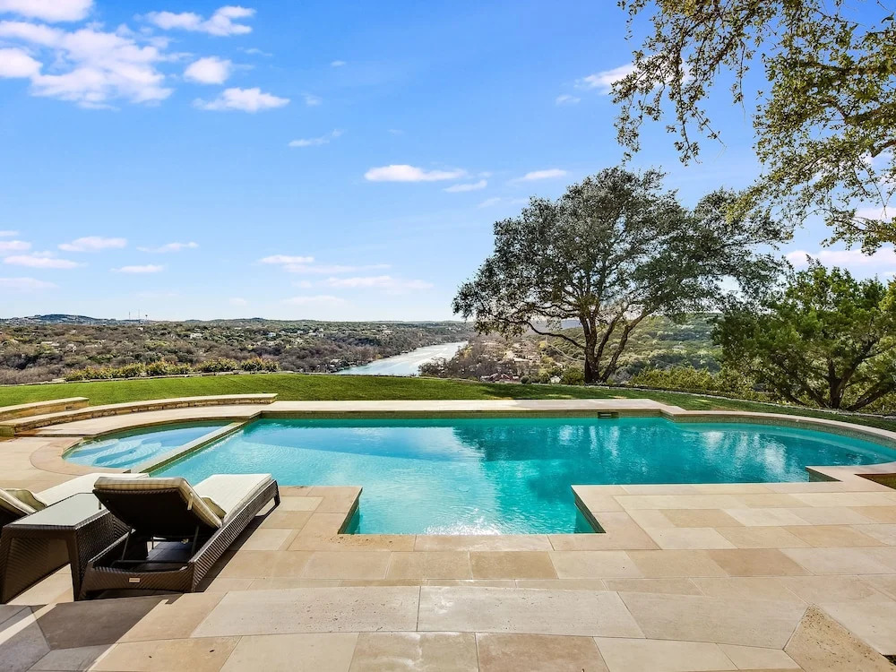 The Arrive Harmony On Lake Austin 5 Bedroom Estate