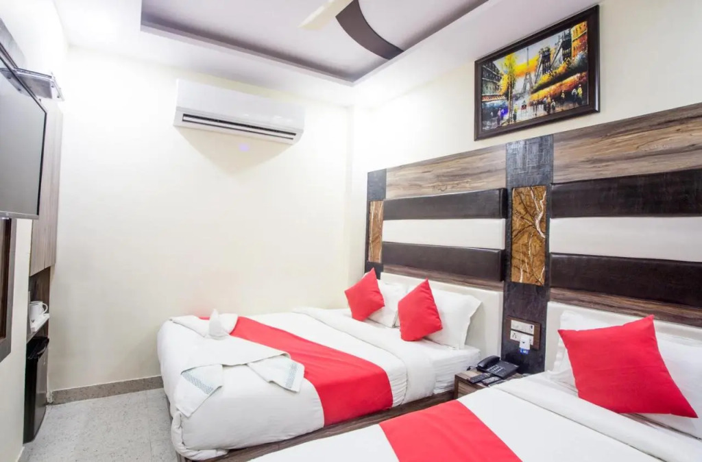 Hotel Dollar Inn