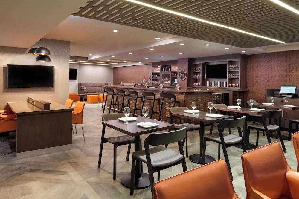 Holiday Inn Express Hamilton-stoney Creek