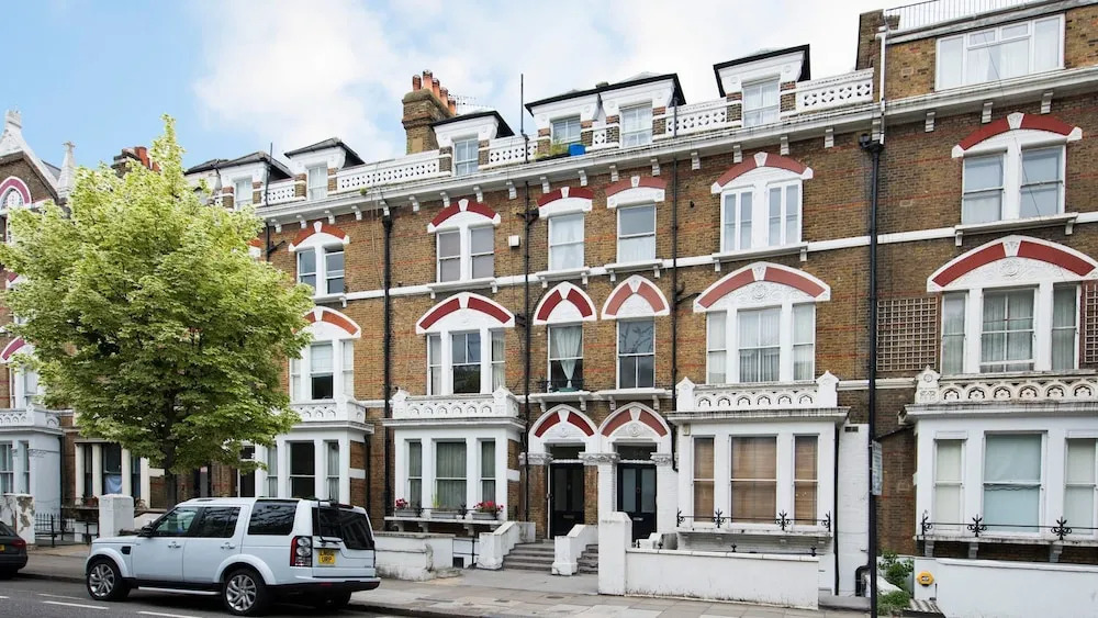 Luxury Studio Apartment in Kensington