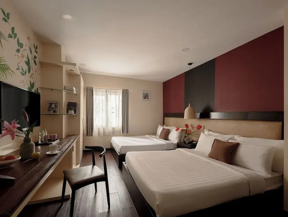 Asian Ruby Hotel & Spa - 122F Bui Thi Xuân Street