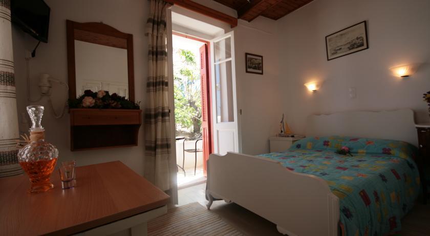 Studios Bourgos II