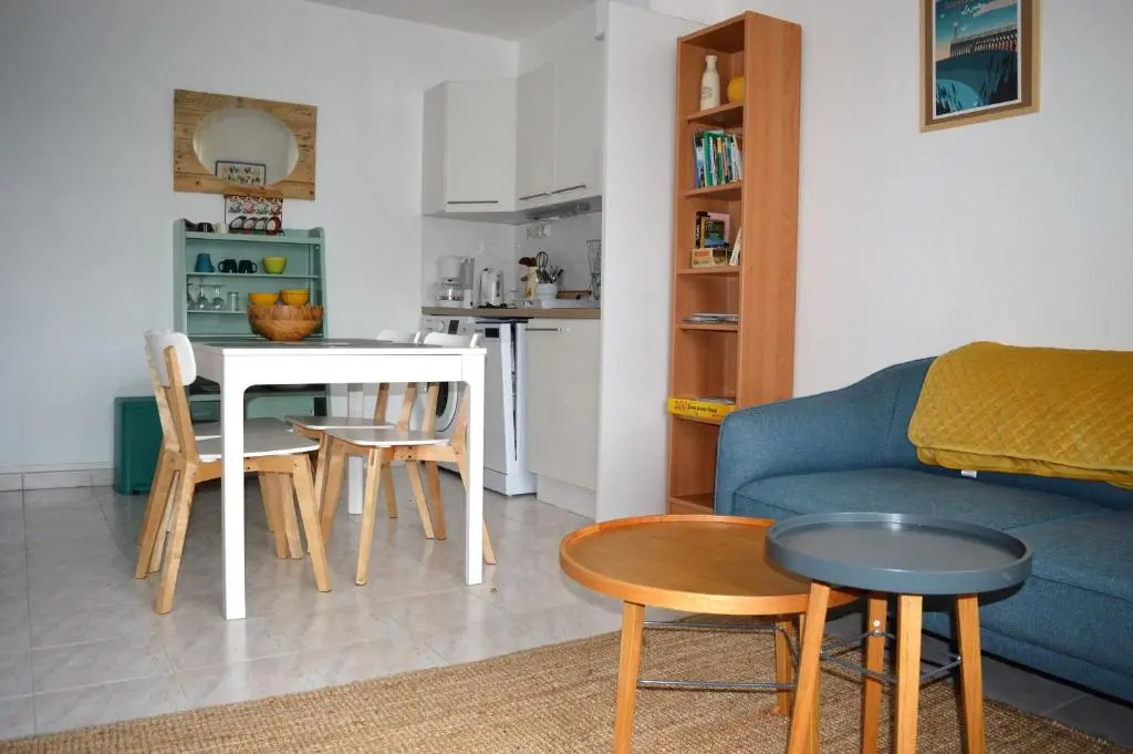 Triplex Avec Jardinet - Wifi - a 400m de la Plage
