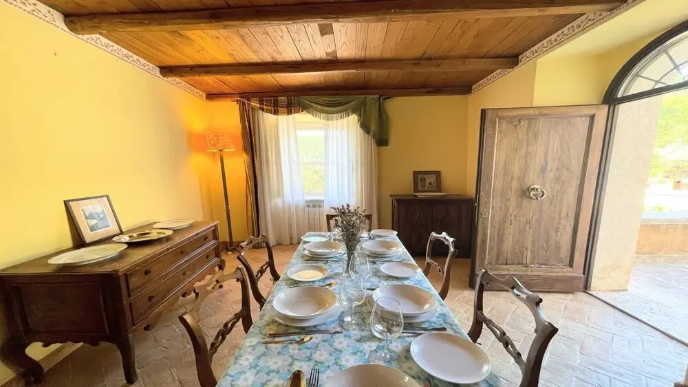 8 Guests - Huge Manor Close to Spoleto - Private Swimming Pool