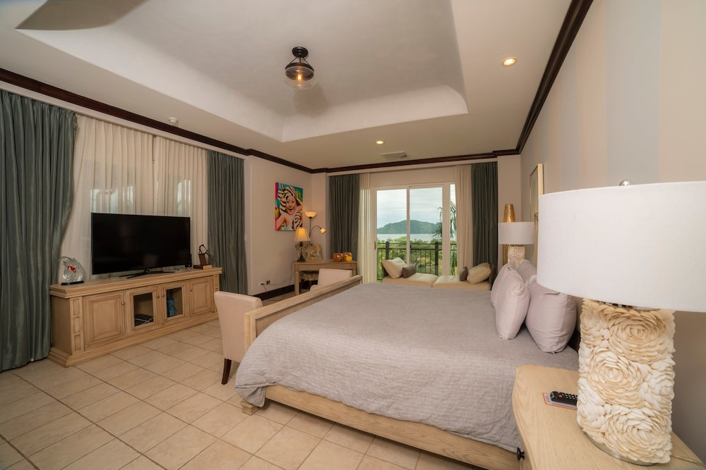 Vista Bahia 3C 3 bdr Ocean View in Los Suenos