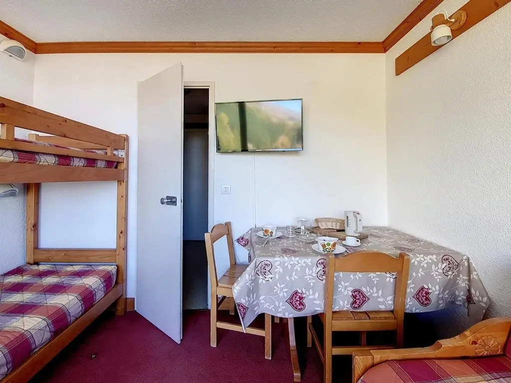 Appartement Les Menuires, 1 pièce, 3 personnes - FR-1-344-333