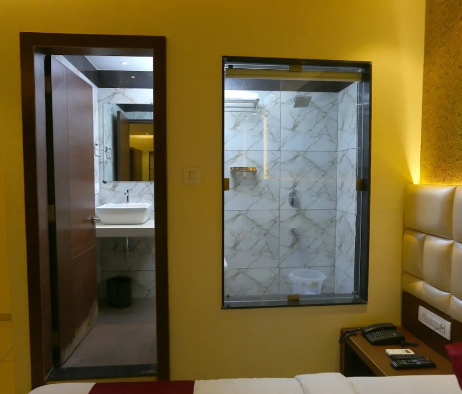 Hotel Hindustan Residency Thane