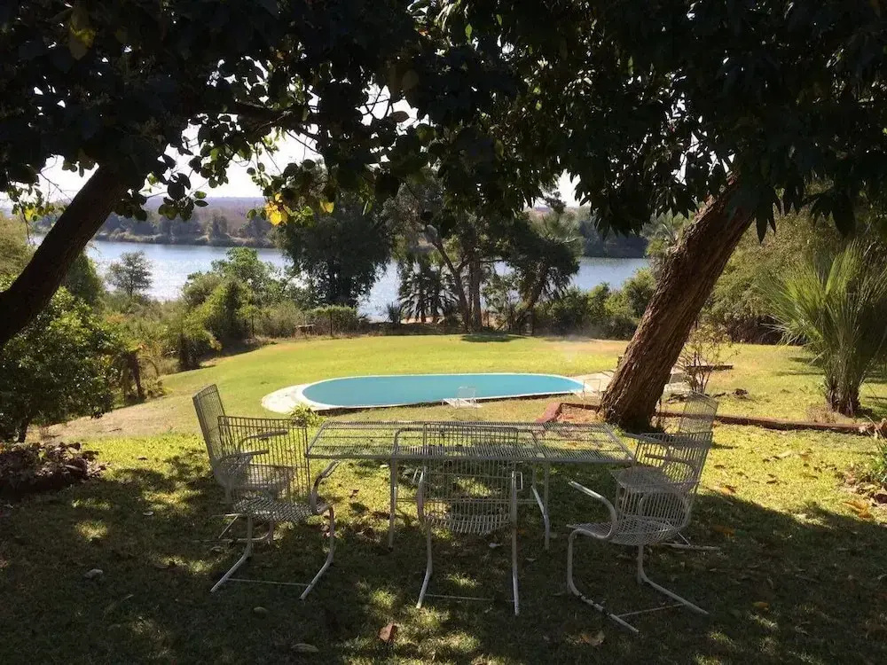 The elephant sounds lodge