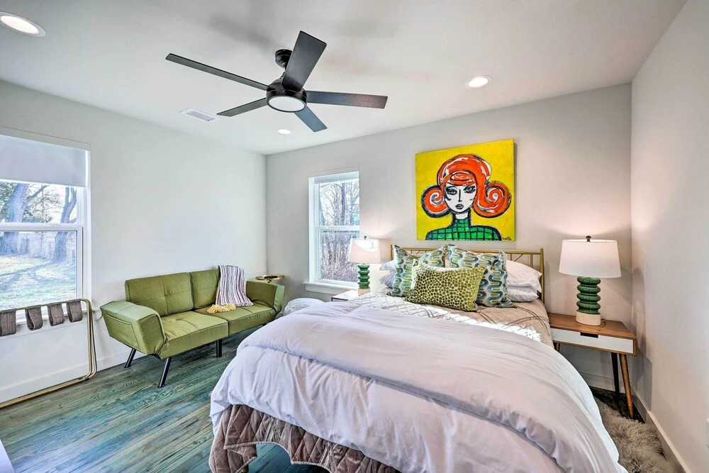 Modern Bentonville Home: Mountain Bikers Paradise