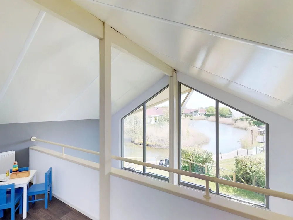 Comfortable villa with a dishwasher, at the Veerse Meer