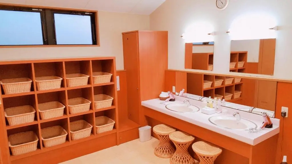 Hotel Familio Sado Aikawa