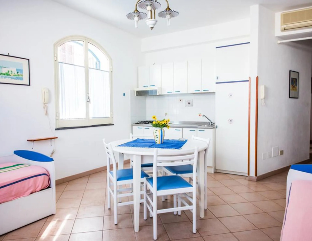Mistral Residence