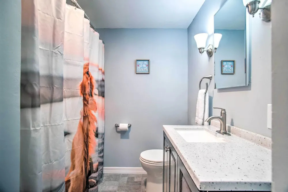 Pet-friendly Cape Cod Getaway < 1 Mi to Beach