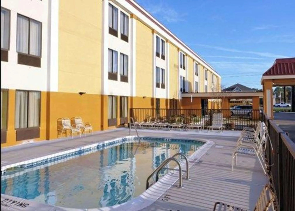 Quality Inn Jacksonville near Camp Lejeune