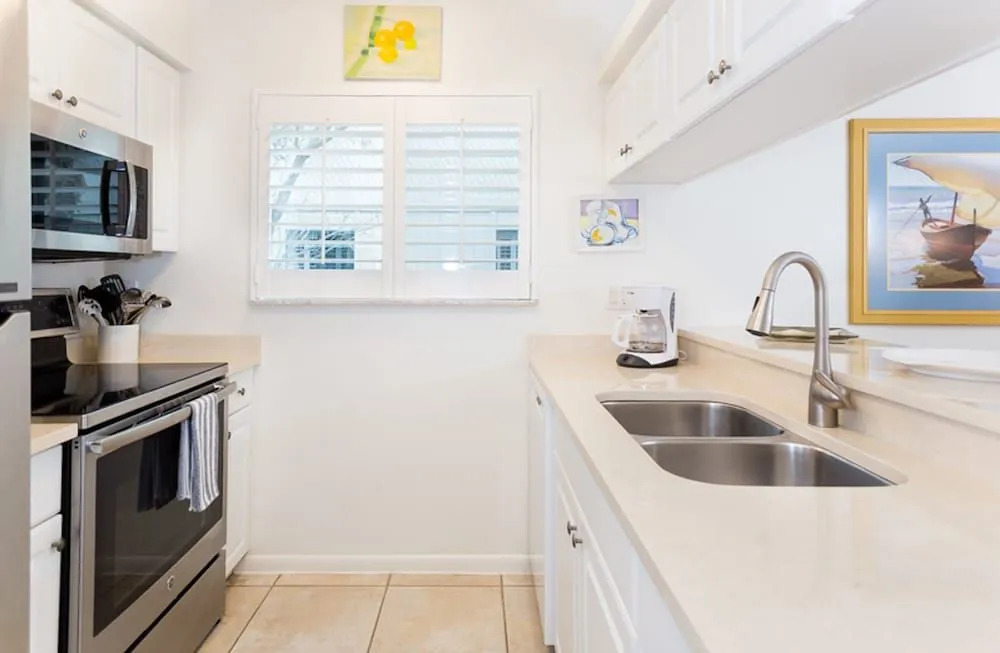 South Seas Beach Cottage 1414