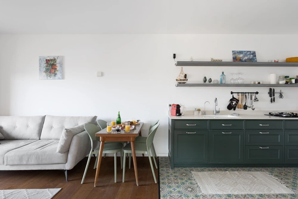 Chic and Sunny in the Heart of Tel Aviv