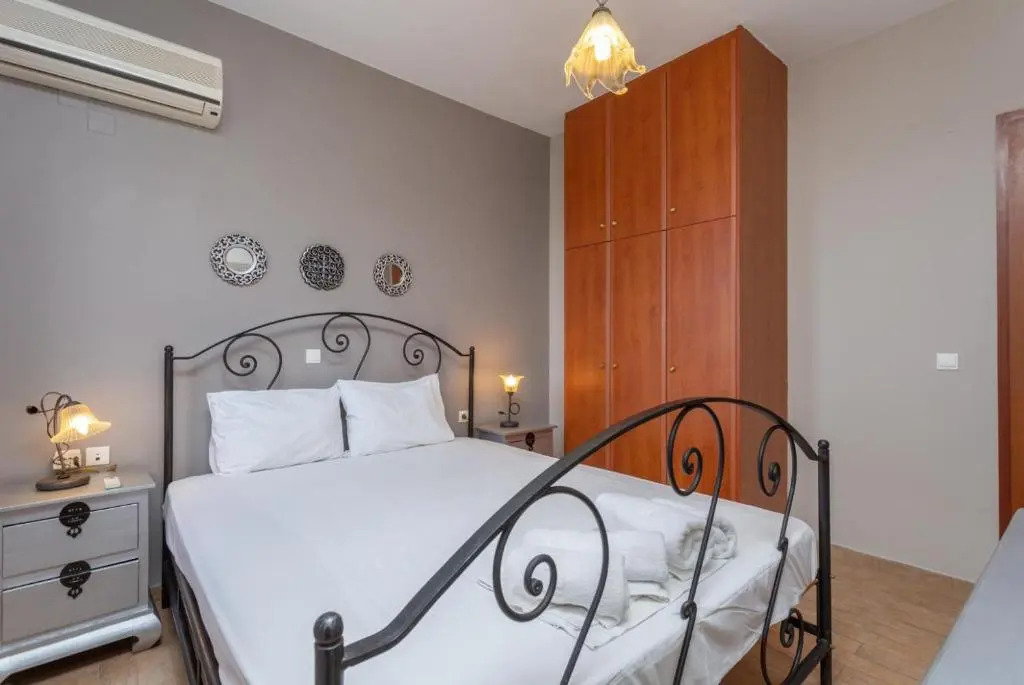 Neria Villas Collection