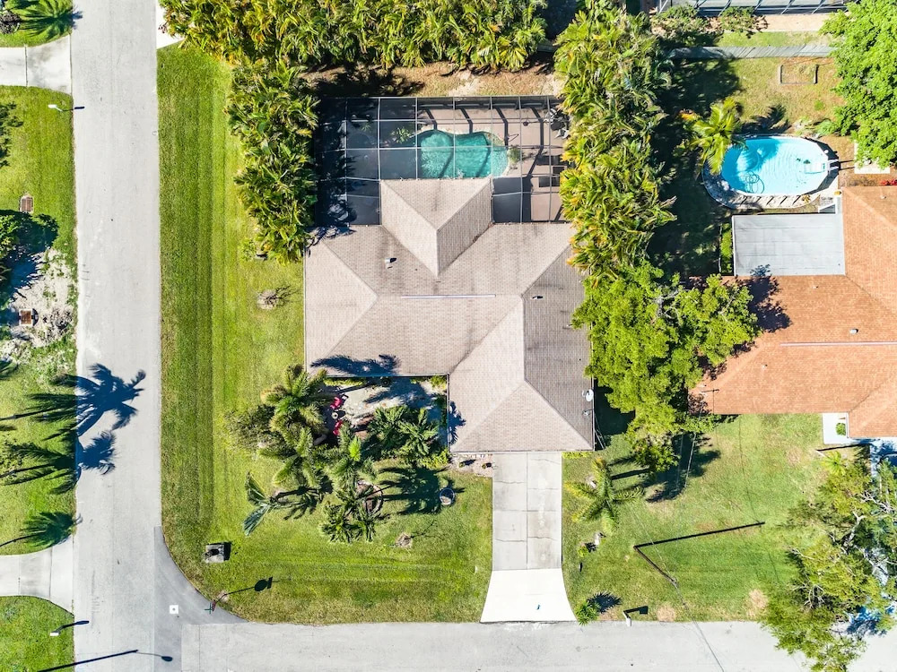 5828 SW 1st Place Home