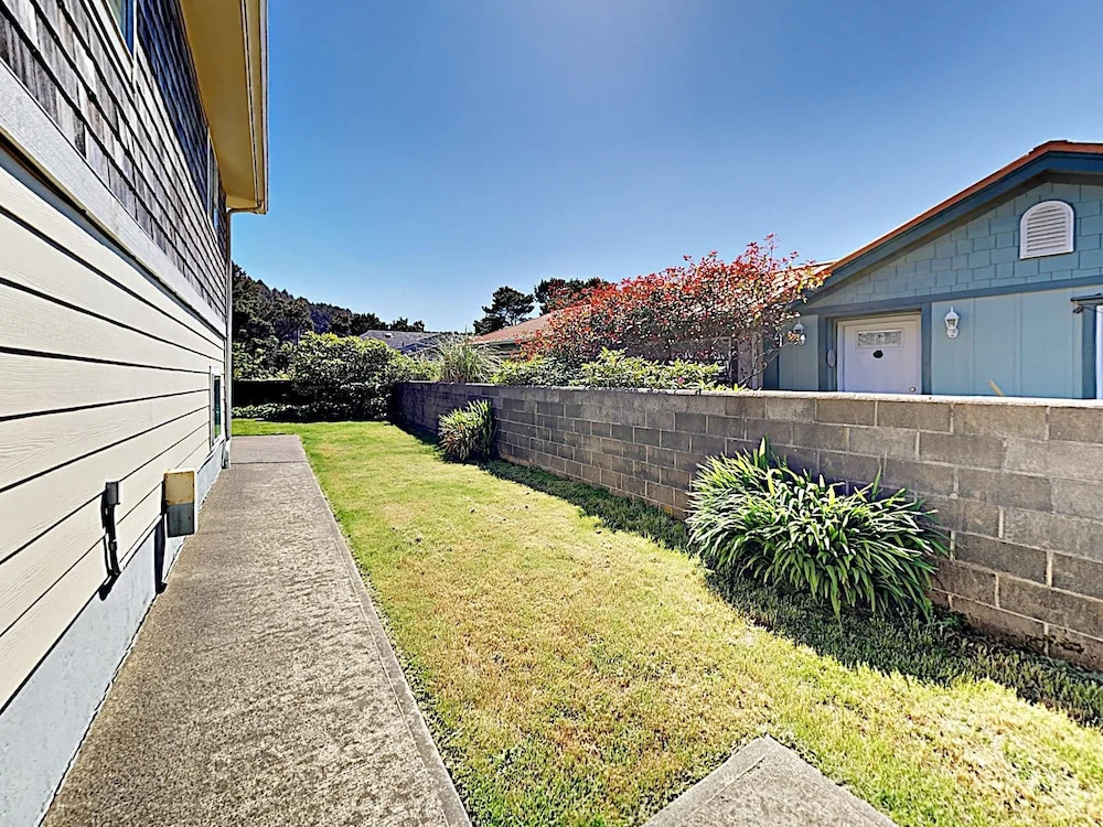 457 NW 57th St Home 2 Bedrooms 2 Bathrooms Home