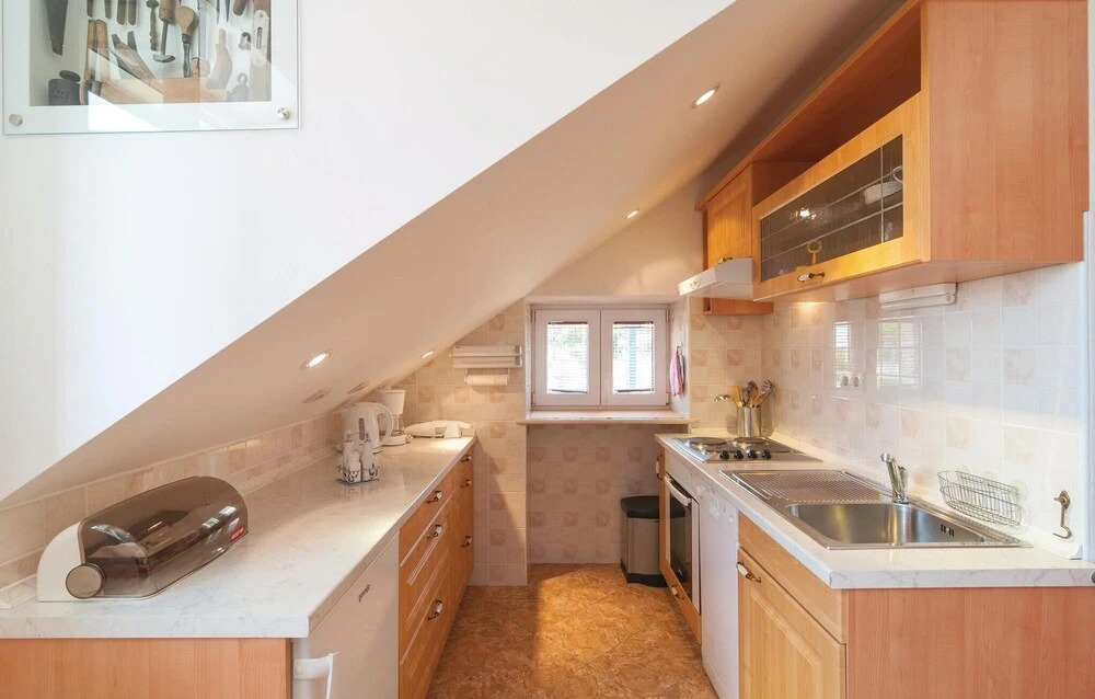 Nice Apartment in Bol With 2 Bedrooms and Wifi