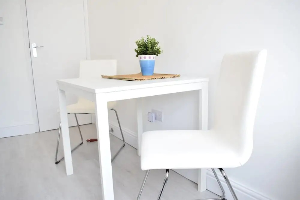 One Bedroom Apartment in Bayswater