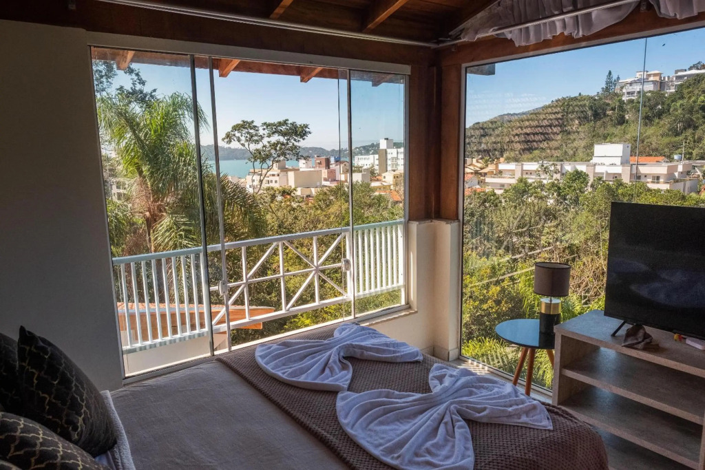 Bombinhas Guest House