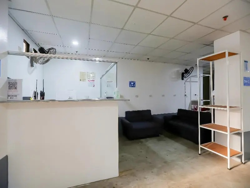 OYO 665 Pasay Centrale Hotel