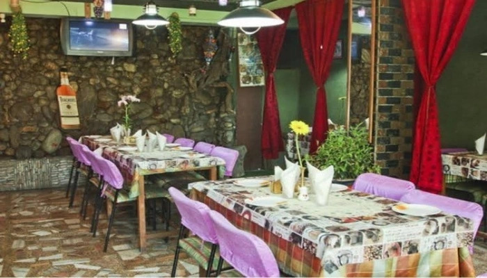 Hotel Golden Nest